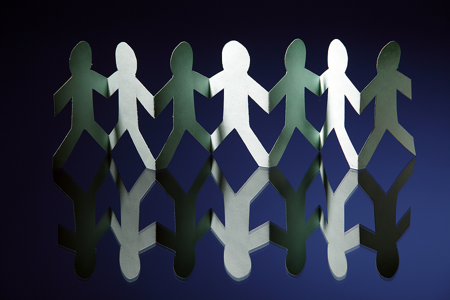 Paper chain isolated on the blue background, Sage HRMS premium